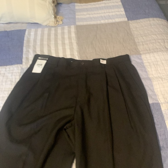 CLAIBORNE 36 x 34 DRESS PANTS:  BRAND NEW WITH TAGS - Picture 8 of 9